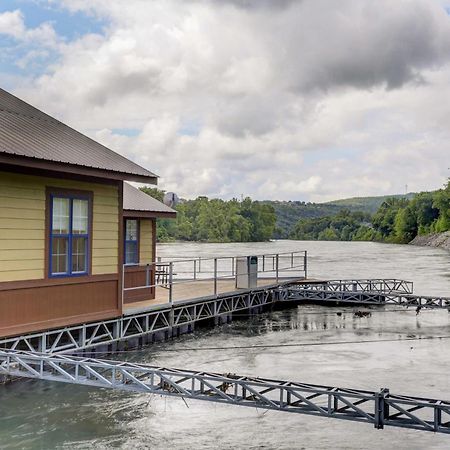 Updated Lake Taneycomo Condo With Screened Porch! Branson Eksteriør billede