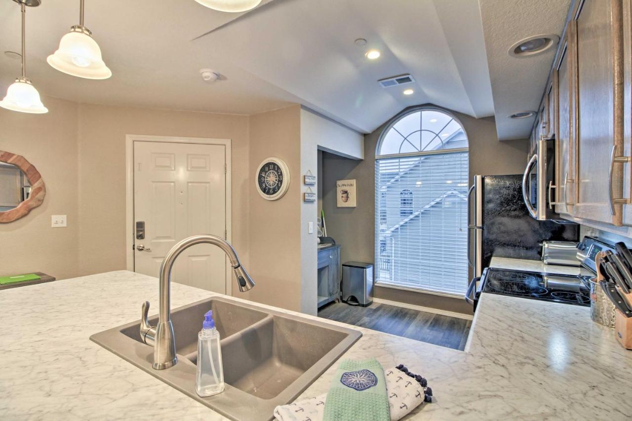 Updated Lake Taneycomo Condo With Screened Porch! Branson Eksteriør billede